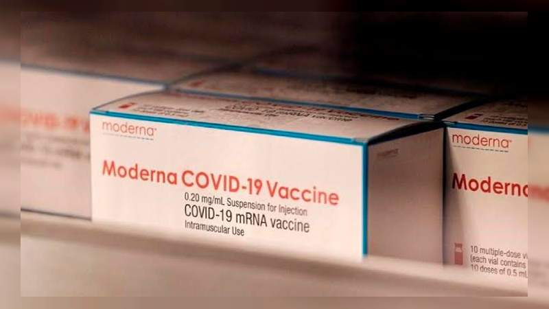 Cofepris lanza advertencia sobre venta ilegal en redes sociales de vacuna anticovid de Moderna 
