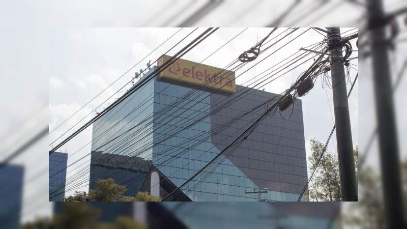 SAT: "Elektra tendrá que pagar 4 mil 916 millones de pesos por desaparición de Mexicana" 