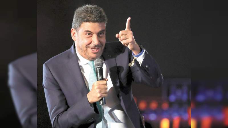 Elías Ayub: "A los jóvenes les hace falta la educación financiera" 