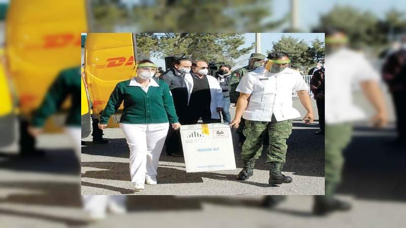 Si no se vacuna rápido a la población, no se recuperará la economía en México 