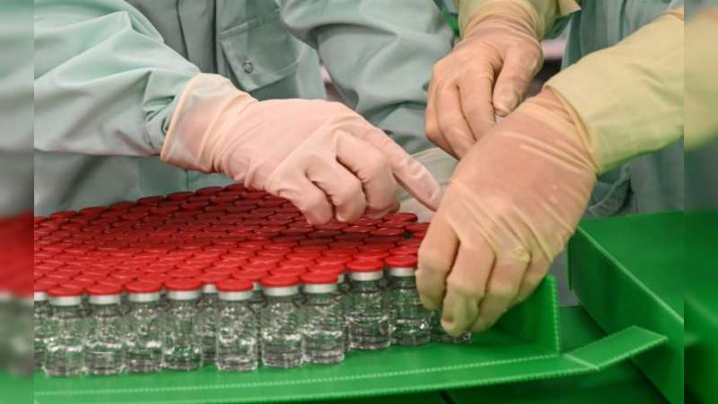 En Florida mil 100 vacunas de Pfizer se destruyen, fue desconectado el congelador donde se guardaban 