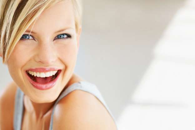 Sonrisa perfecta con estos 5 alimentos  