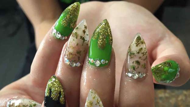 Nueva tendencia uñas con marihuana  - Foto 2 