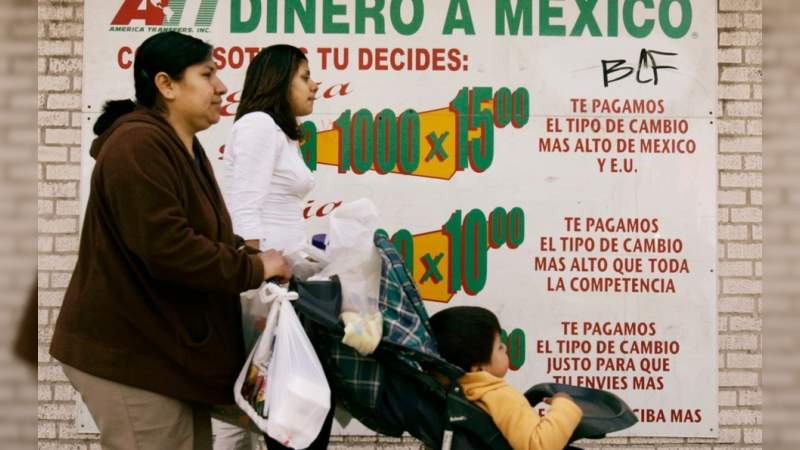 29 estados de EU registraron caída en remesas enviadas a México 