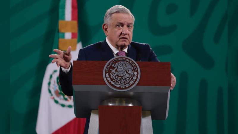 “No me pagan los empresarios extranjeros”; AMLO, ante cuestionamientos a la reforma eléctrica   