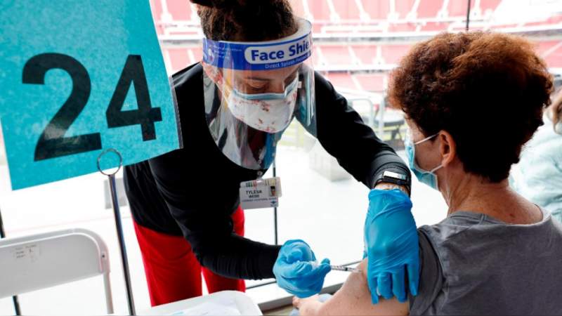 Asegura Ebrard la llegada de 2 millones de vacunas CanSino a México este jueves 