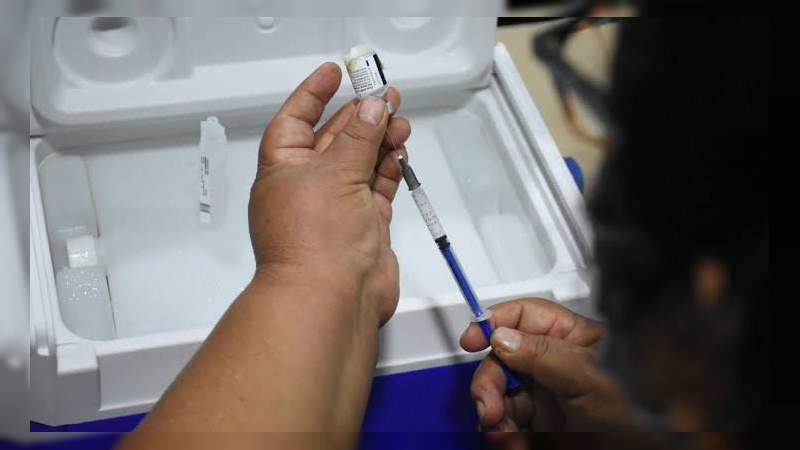 Este lunes inicia la campaña de vacunación anticovid para adultos mayores 