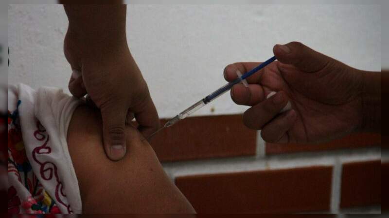 López-Gatell: "La vacuna de AstraZeneca no ha provocado reacción adversa" 