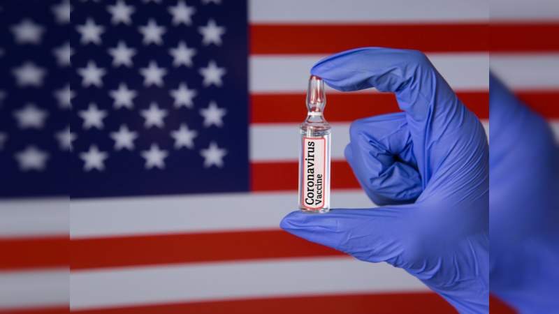 Ritmo de vacunación diario contra Covid-19 en EUA se duplicó en el último mes 