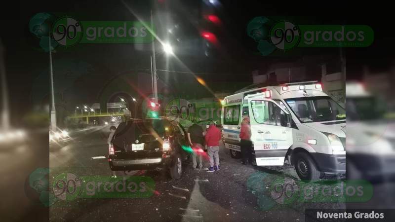 Se registra aparatoso choque en Morelia, Michoacán, solo hubo daños 