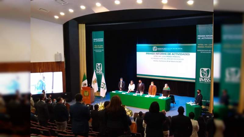 Representante del IMSS en Michoacán entrega su primer informe de actividades