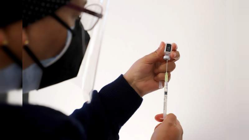 Alerta SSM contra venta de vacuna apócrifa de COVID-19 