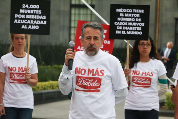Alto consumo de bebidas azucaradas ocasiona la muerte  de 24 mil mexicanos 