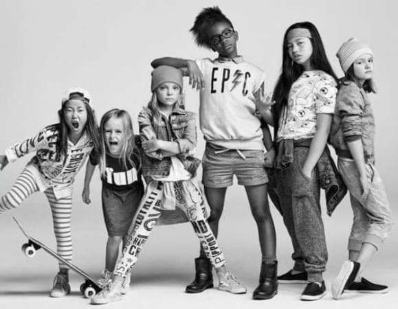 Fotografías que están causando polémicas por supuesto racismo   - Foto 1 