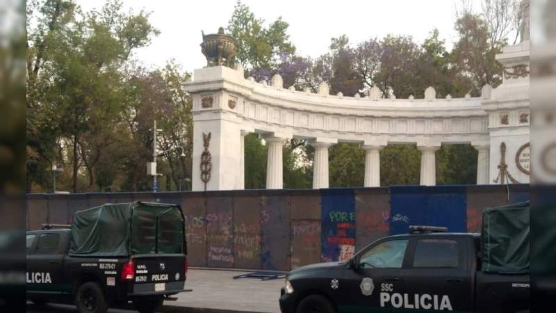 Policía de la CDMX resguarda monumentos y edificios por motivo de la marcha del Día de la Mujer 