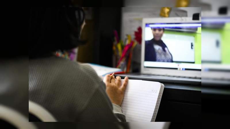 Estos son 5 consejos para que tus hijos naveguen con seguridad en internet durante el confinamiento 