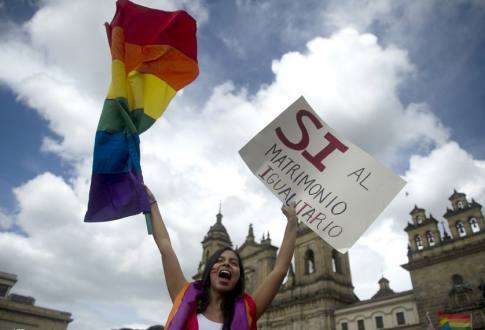 Aprueban matrimonios homosexuales en Colombia  