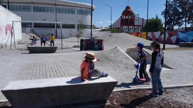 Gobierno de Morelia y colectivos juveniles rehabilitan Unidad Deportiva en Mariano Escobedo 