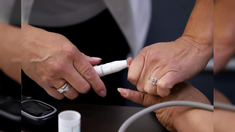 Hipertensión, obesidad y diabetes, principales comorbilidades en pacientes COVID-19