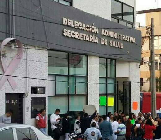 Liberan la Secretaría de Salud, acuerdan mesa de diálogo  