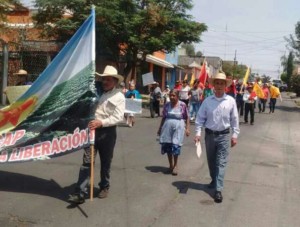 Campesinos inician marcha con motivo del aniversario luctuoso de Emiliano Zapata - Foto 0 
