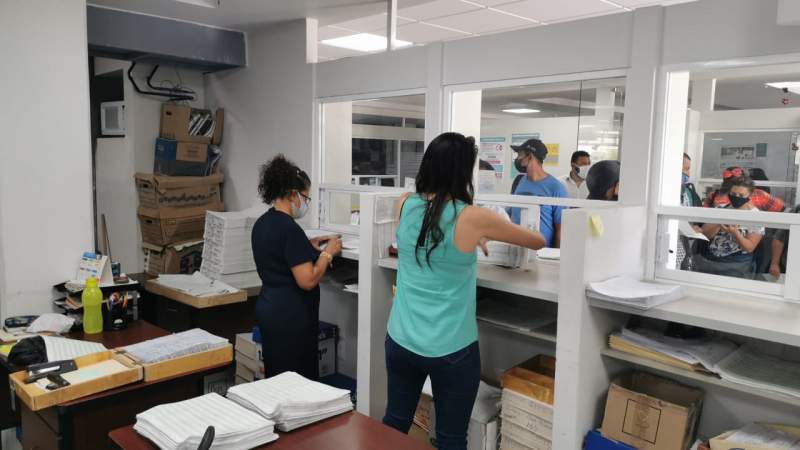 Llega a tiempo pago de nómina para trabajadores de la educación