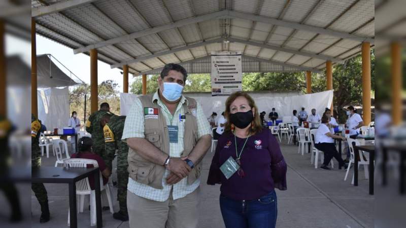 De manera normal avanza vacunación contra el Covid-19 en L. Cárdenas