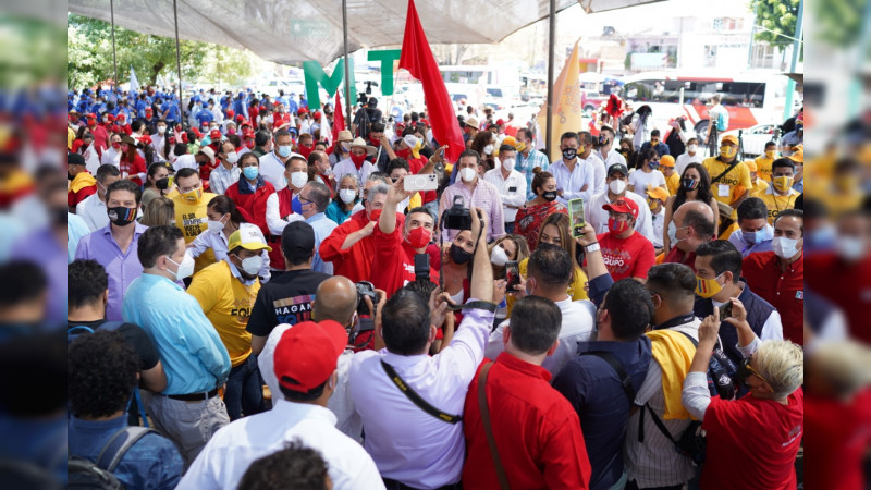 Carlos Herrera Tello rinde protesta como candidato del “Equipo por Michoacán” 