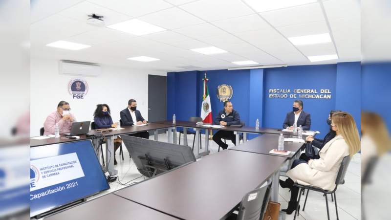 Con profesionalización fortalece FGE ruta hacia la excelencia en la procuración de justicia: Adrián López Solís 