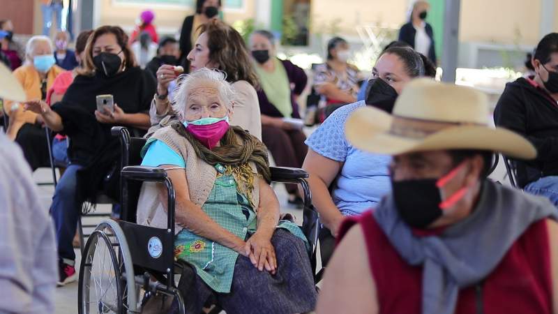 Arranca hoy la vacunación anti COVID-19 en Morelia y Zitácuaro para adultos mayores de 60 años 
