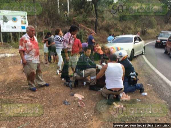 Balean a familia en Uruapan, Michoacán; hay un muerto y cuatro heridos - Foto 0 