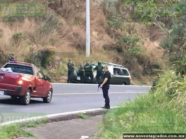 Balean a familia en Uruapan, Michoacán; hay un muerto y cuatro heridos - Foto 1 