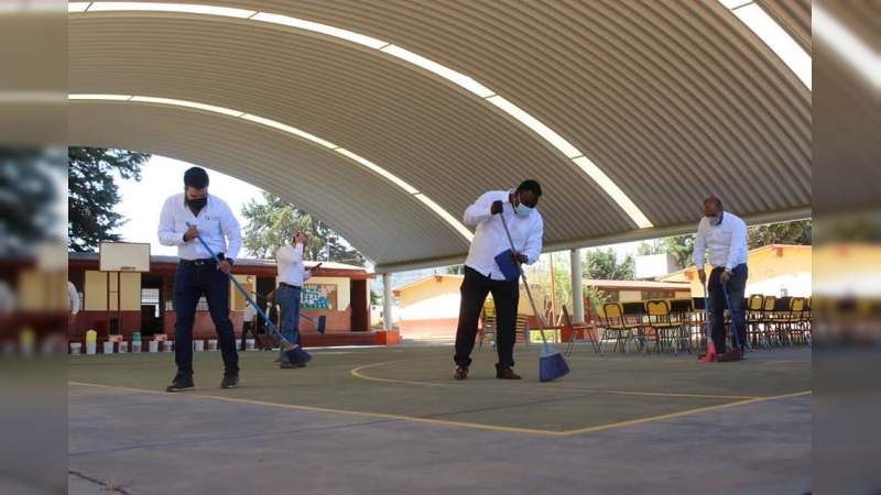 Arrancan Jornada Estatal de Limpieza en las escuelas de Michoacán