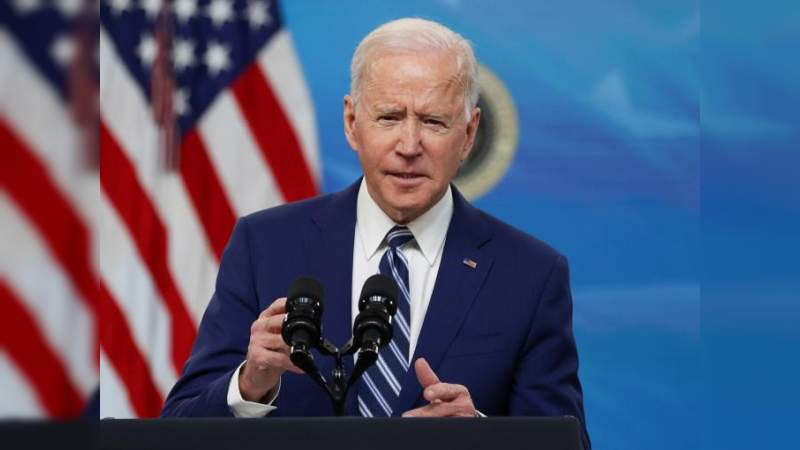 Biden: "Aún estamos lejos cantar victoria en la batalla contra el coronavirus" 
