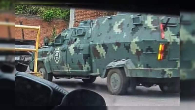 Nueva jornada de balaceras en Aguililla: Habría sicarios y camiones blindados capturados por sus rivales 
