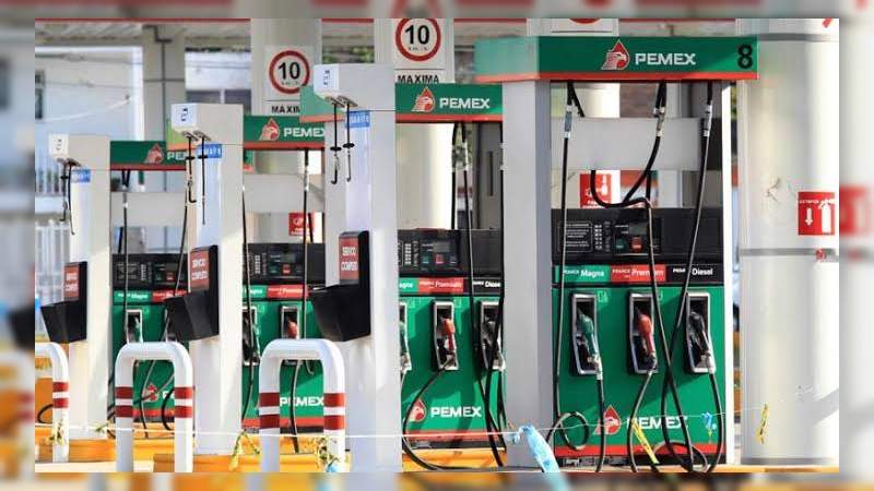 Alcanza el precio de la gasolina en México cifras históricas, se ubica en los 25.50 por litro 