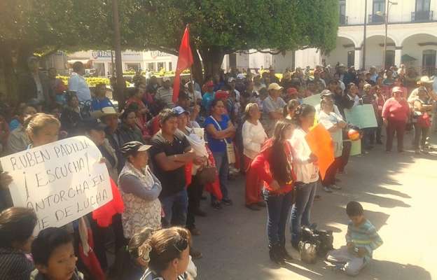 Denuncian actitud cerrada del edil de Ciudad Hidalgo, Rubén Padilla  