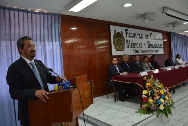 UMSNH debe de tener médicos de calidad  - Foto 3 