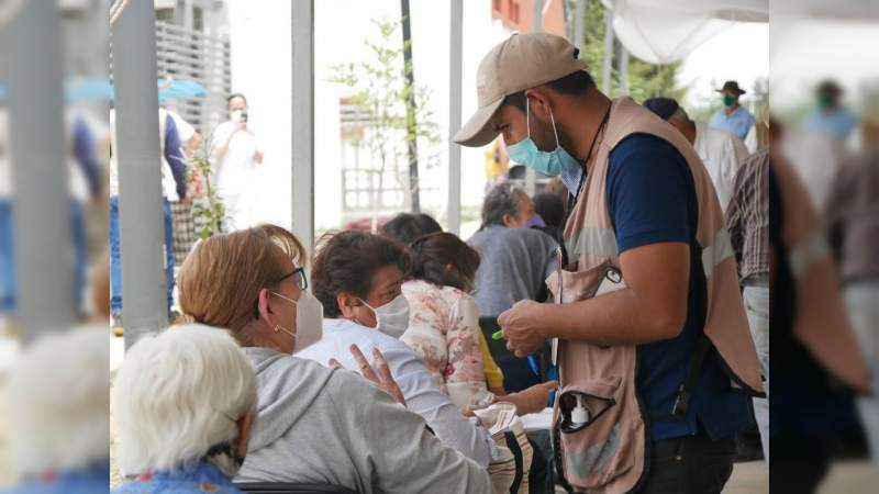 En Morelia, seguirá vacunación a adultos mayores