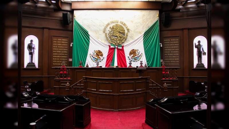 Llama Comisión de Educación a valorar regreso a clases con aplicación de vacuna Covid-19 a maestros 