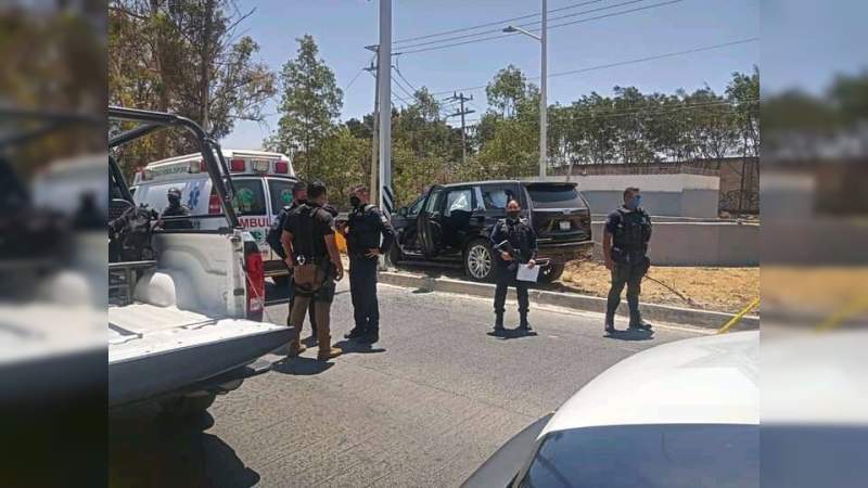 Matan a hermano, cuñada y sobrino del cantante Alfredo Olivas en Zapopan, Jalisco