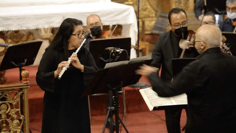 Ante miles de asistentes virtuales, Osidem revive música de Bach en Templo de las Rosas