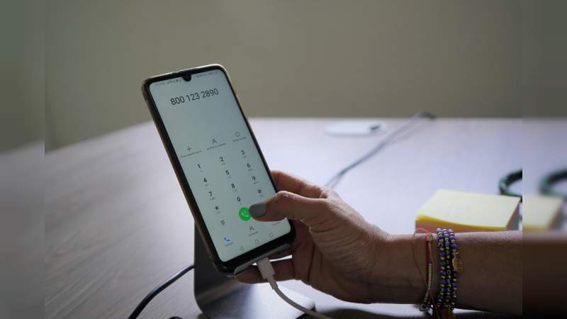 Activas, líneas telefónicas para atención de salud mental de la población    