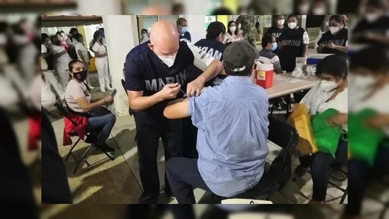 SSA: "En el primer día se vacunaron a más de 53 mil maestros contra el Covid-19" 