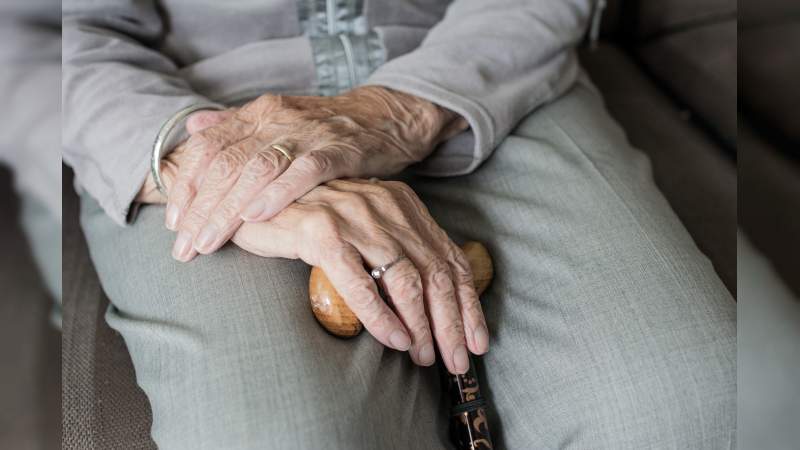 Fallece adulto mayor en Centro de Vacunación de Morelia 