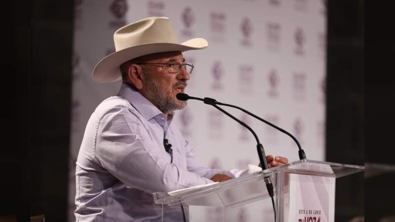 Violencia repercute en todos los sectores económicos: Hipólito Mora 