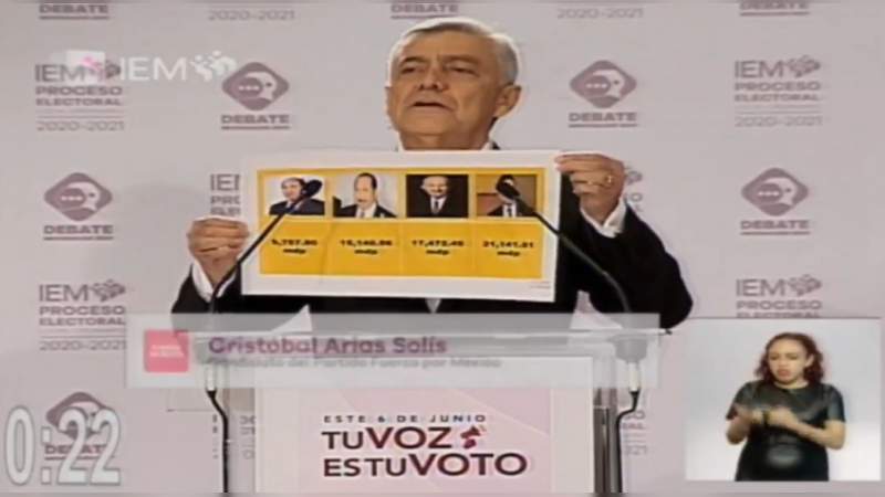 Durante el debate, Cristóbal Arias señaló la corrupción de gobiernos anteriores 