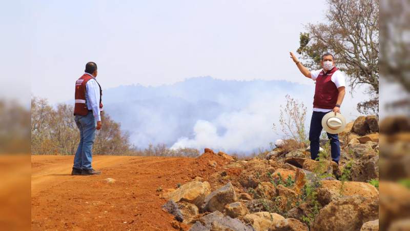 Urge atención de autoridades para apagar incendios forestales de Morelia: Juan Carlos Barragán  