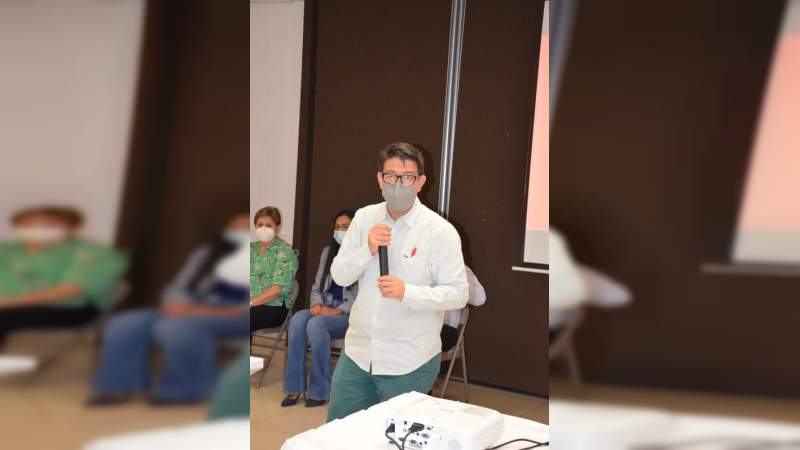 PRI capacita a enlaces financieros de candidatos y candidatas 