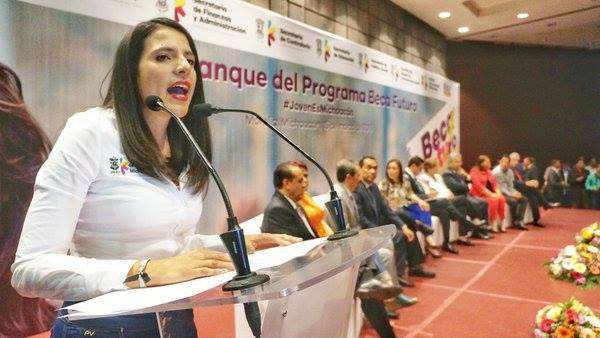 Instituto de la Juventud Michoacana revisará programa Beca Futuro 